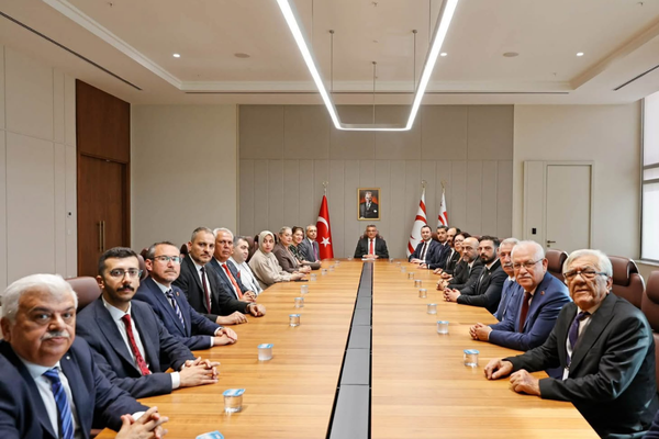Başkan İbrahim Çenet, KKTC'de 20 Temmuz Barış ve Özgürlük Bayramı programlarına katıldı Başkan İbrahim Çenet, KKTC'de 20 Temmuz Barış ve Özgürlük Bayramı programlarına katıldı