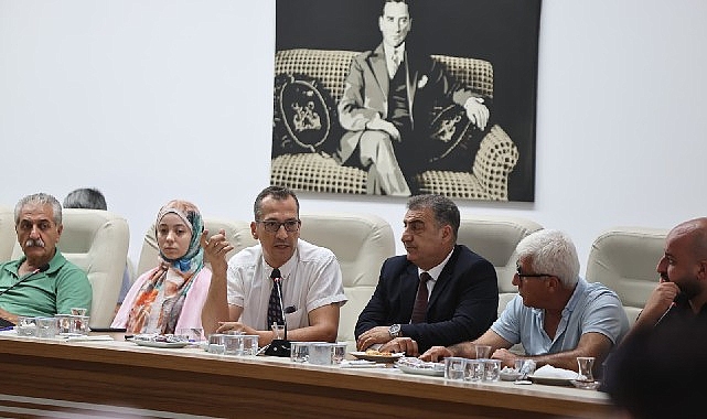 Başkan Kınay: Esnafımızla birlikte Karabağlar'ı güçlendireceğiz Başkan Kınay: Esnafımızla birlikte Karabağlar'ı güçlendireceğiz