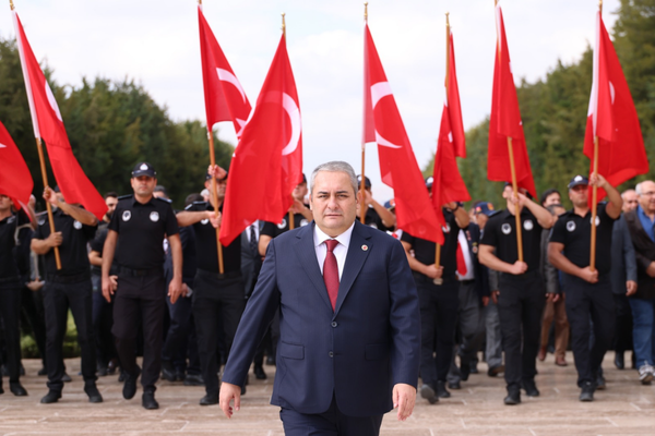 Başkan Özarslan’dan 29 Ekim Cumhuriyet Bayramı mesajı Başkan Özarslan’dan 29 Ekim Cumhuriyet Bayramı mesajı