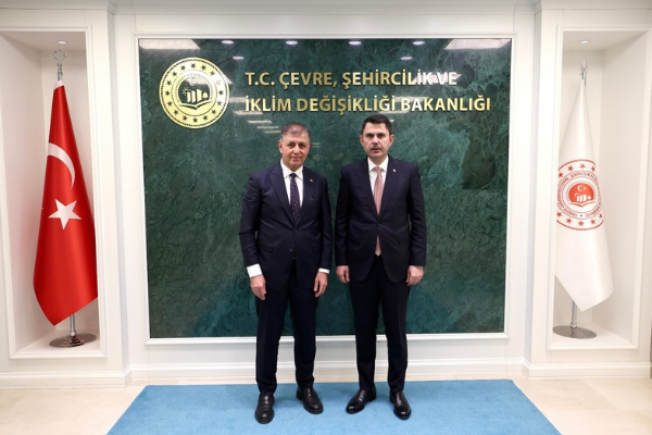 Başkan Tugay, Bakan Kurum'la görüştü Başkan Tugay, Bakan Kurum'la görüştü