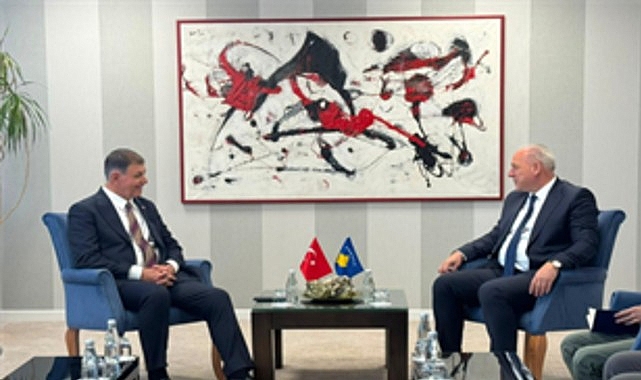 Başkan Tugay Kosova'da: İzmir ile Kosova arasında çok yönlü iş birliği dönemi Başkan Tugay Kosova'da: İzmir ile Kosova arasında çok yönlü iş birliği dönemi