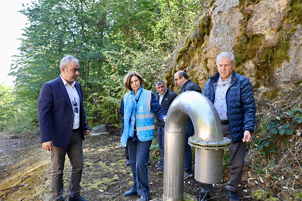 Başkan Ünlüce, Kalabak Suyu'nun kaynak alanlarında incelemeler yaptı Başkan Ünlüce, Kalabak Suyu'nun kaynak alanlarında incelemeler yaptı