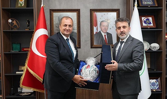 Başkan Vekili Biba'dan İznik'e Ziyaret Başkan Vekili Biba'dan İznik'e Ziyaret