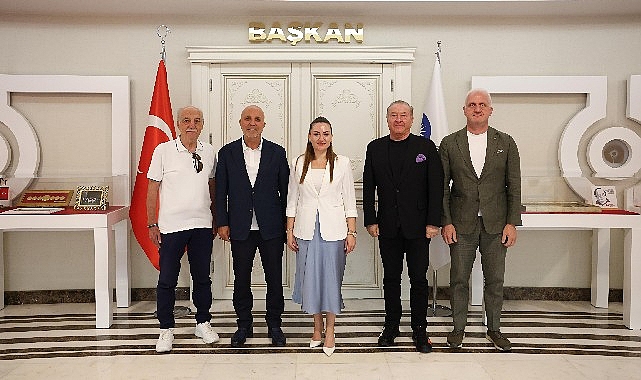 Başkan Vekili Büşra Özdemir Alanyaspor yönetimini ağırladı Başkan Vekili Büşra Özdemir Alanyaspor yönetimini ağırladı