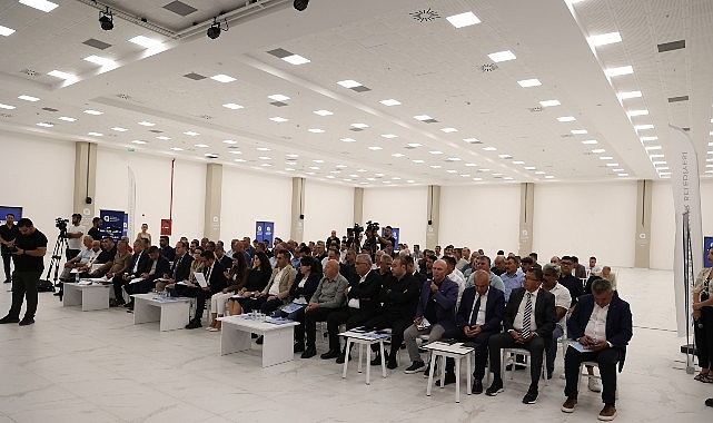 Başkan Vekili Büşra Özdemir Serik'te muhtarlarla buluştu Başkan Vekili Büşra Özdemir Serik'te muhtarlarla buluştu
