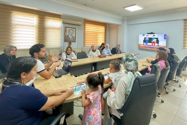 Batman’da ailelere teknoloji bağımlılığı eğitimi Batman’da ailelere teknoloji bağımlılığı eğitimi