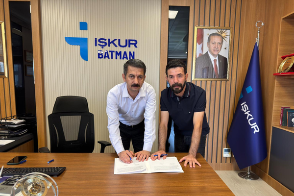Batman'da girişimciye İŞKUR'dan 418 bin liralık hibe desteği Batman'da girişimciye İŞKUR'dan 418 bin liralık hibe desteği