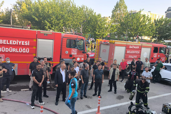 Batman’da spor salonunda yangın: 2 kişi hayatını kaybetti Batman’da spor salonunda yangın: 2 kişi hayatını kaybetti