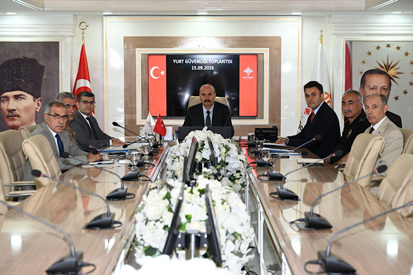 Batman’da üniversite yurtlarının güvenliği için toplantı yapıldı Batman’da üniversite yurtlarının güvenliği için toplantı yapıldı