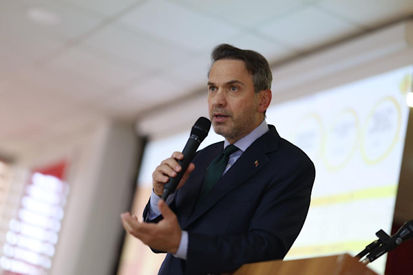 Bayraktar: Suriye’nin yeniden inşası sürecindeki projeleri gerçeğe dönüştürüyoruz Bayraktar: Suriye’nin yeniden inşası sürecindeki projeleri gerçeğe dönüştürüyoruz