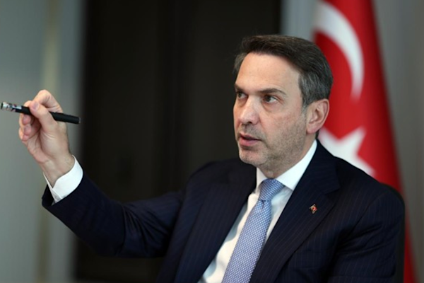 Bayraktar: Türkiye’yi enerjide bağımsız kılacağız Bayraktar: Türkiye’yi enerjide bağımsız kılacağız