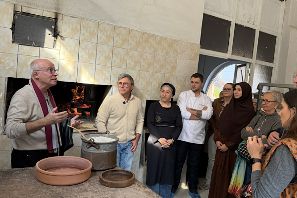 Belçikalı gastronomi ekibi Çorum’da Hititlerin ekmek kültürünü araştırıyor Belçikalı gastronomi ekibi Çorum’da Hititlerin ekmek kültürünü araştırıyor