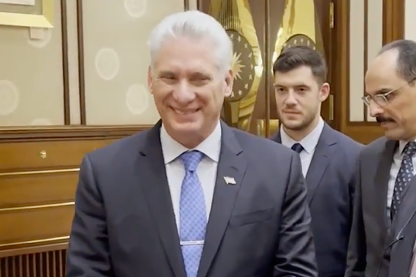 Bermudez: İnsanlığın geleceği “orman kanunu” olamaz Bermudez: İnsanlığın geleceği “orman kanunu” olamaz