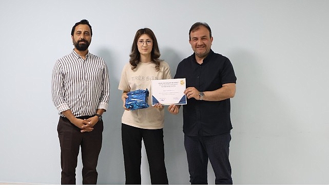 Beyaz Kalpler'de mezuniyet heyecanı Beyaz Kalpler'de mezuniyet heyecanı