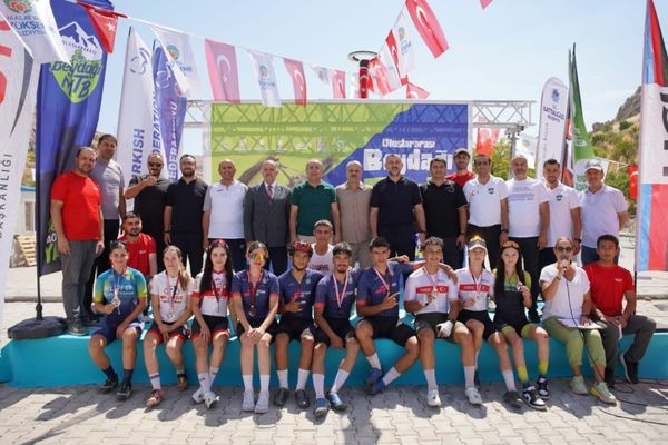 Beydağı’nda bisiklet heyecanı sona erdi Beydağı’nda bisiklet heyecanı sona erdi