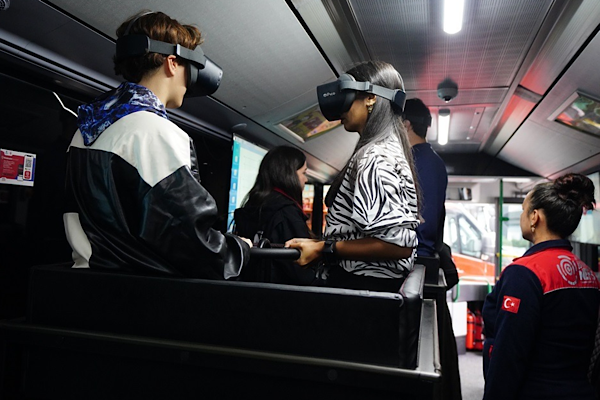 Beylikdüzü’nde sanal gerçeklikle afet eğitimi gerçekleştirildi