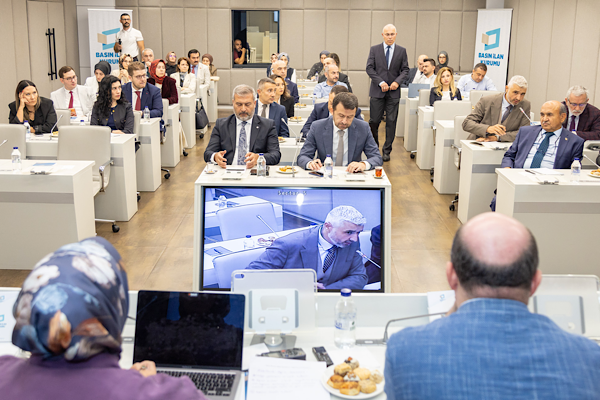 BİK, yazılı basının dijital dönüşümü için sürdürülebilir model önerilerini değerlendirdi BİK, yazılı basının dijital dönüşümü için sürdürülebilir model önerilerini değerlendirdi
