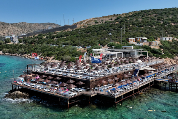 Bitlis Adilcevaz'dan Bodrum Türkbükü'ne ücretsiz halk plajları keyfi Bitlis Adilcevaz'dan Bodrum Türkbükü'ne ücretsiz halk plajları keyfi