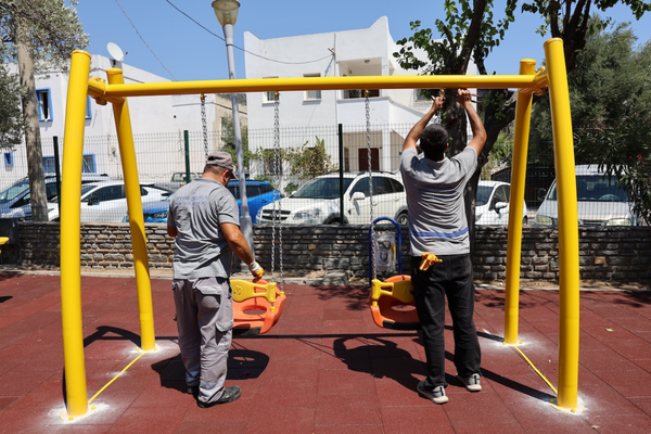 Bodrum'da Üçkuyular Parkı yenilenerek yeniden hizmete açıldı Bodrum'da Üçkuyular Parkı yenilenerek yeniden hizmete açıldı