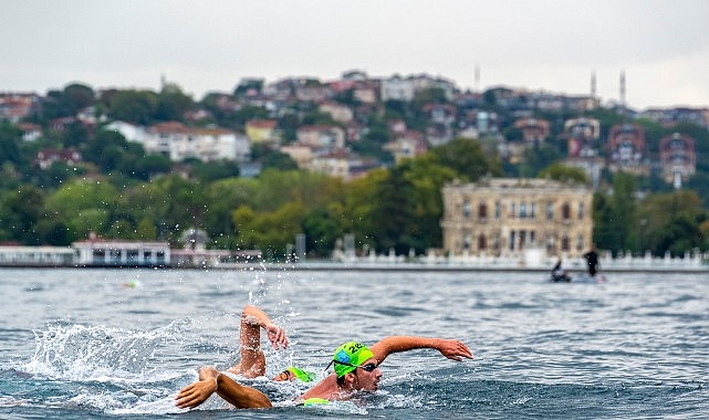 Boğaziçi Kıtalararası Yüzme Yarışı'na İBB'den Tam Destek