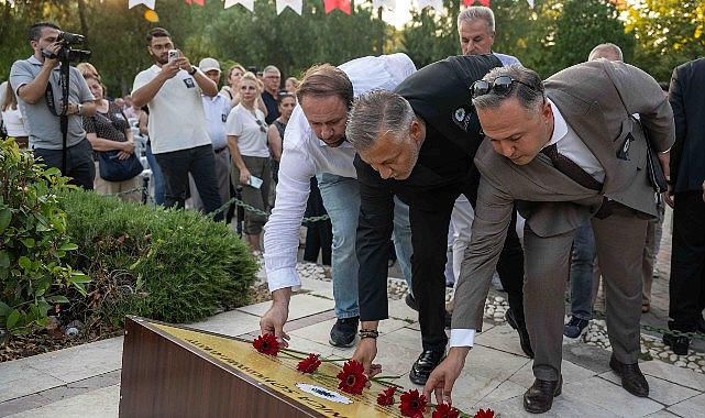 Bornova'dan Srebrenica'ya vicdan çağrısı Bornova'dan Srebrenica'ya vicdan çağrısı