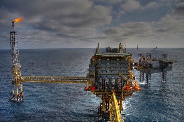 Brent petrolde 105 dolar direnci öne çıkıyor Brent petrolde 105 dolar direnci öne çıkıyor