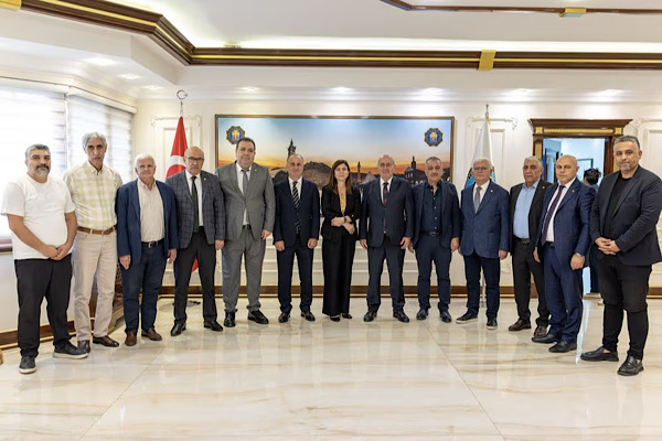Bucak, Diyarbakır ASKF heyetini kabul etti Bucak, Diyarbakır ASKF heyetini kabul etti