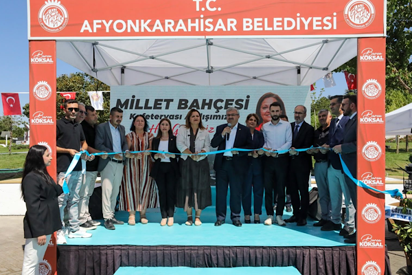 Bülent Ecevit Parkı Millet Bahçesi Kafeteryası hizmete açıldı Bülent Ecevit Parkı Millet Bahçesi Kafeteryası hizmete açıldı