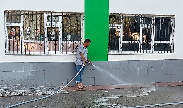 Burhaniye Belediyesi, Okulları Yeni Eğitim Yılına Hazırladı Burhaniye Belediyesi, Okulları Yeni Eğitim Yılına Hazırladı