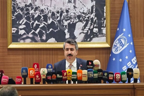 Bursa Büyükşehir Meclisi’nde 46 önerge komisyonlara havale edildi Bursa Büyükşehir Meclisi’nde 46 önerge komisyonlara havale edildi