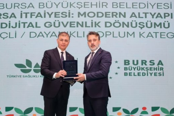 Bursa itfaiyesinin dijital dönüşüm projesine ödül Bursa itfaiyesinin dijital dönüşüm projesine ödül