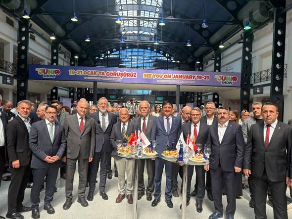 Bursa’da dev fuar kapılarını açtı Bursa’da dev fuar kapılarını açtı