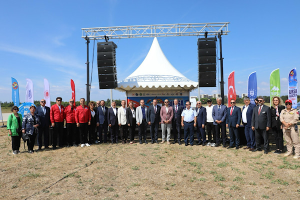 Bursa’da Havacılık Şöleni düzenlendi Bursa’da Havacılık Şöleni düzenlendi