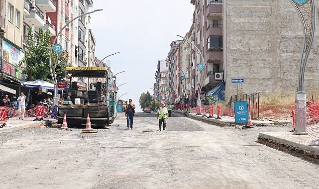 Büyükakın, Gebze'nin kalbindeki yatırımları inceledi Büyükakın, Gebze'nin kalbindeki yatırımları inceledi