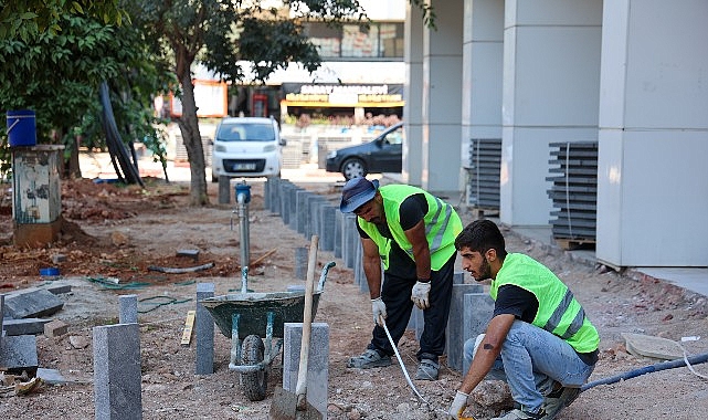 Büyükşehir Belediyesi'nin yenileme çalışmaları sürüyor Büyükşehir Belediyesi'nin yenileme çalışmaları sürüyor