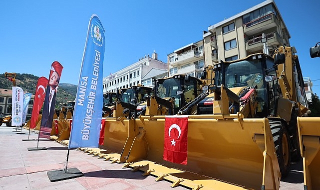 Büyükşehir'in Araç Filosuna 350 Milyon TL'lik Güç Takviyesi Büyükşehir'in Araç Filosuna 350 Milyon TL'lik Güç Takviyesi