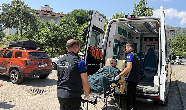 Büyükşehir'in sağlık eli 7/24 görev başında Büyükşehir'in sağlık eli 7/24 görev başında
