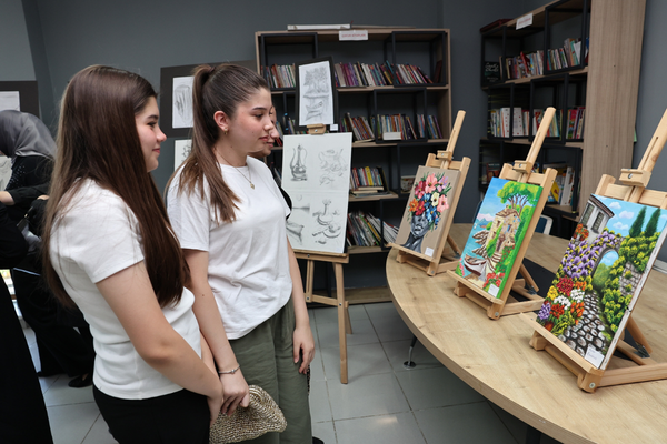 Çalı’da kadınların el emeği eserleri sergiye çıktı Çalı’da kadınların el emeği eserleri sergiye çıktı