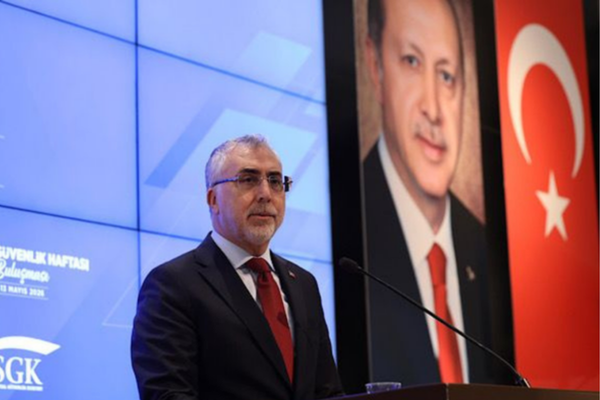 Çalışma ve Sosyal Güvenlik Bakanı Işıkhan, Karabük Valiliği’ni ziyaret etti Çalışma ve Sosyal Güvenlik Bakanı Işıkhan, Karabük Valiliği’ni ziyaret etti