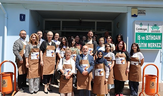 Çankaya'da Genç Kadınlar Eğitimlerle İstihdama Adım Atıyor Çankaya'da Genç Kadınlar Eğitimlerle İstihdama Adım Atıyor