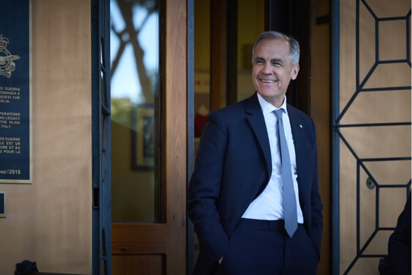 Carney, mevkidaşı Vietnam Başbakanı Hung ile bir araya geldi Carney, mevkidaşı Vietnam Başbakanı Hung ile bir araya geldi