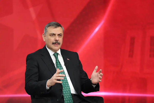 Çiftçi: 111.Dönem Kaymakamlık Kursumuzdaki tüm kaymakam adaylarımıza başarılar diliyorum Çiftçi: 111.Dönem Kaymakamlık Kursumuzdaki tüm kaymakam adaylarımıza başarılar diliyorum