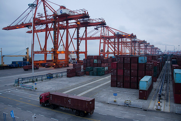 Çin ile ASEAN arasındaki ticaret hacmi 1 trilyon doları aştı Çin ile ASEAN arasındaki ticaret hacmi 1 trilyon doları aştı