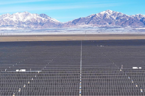Çin’de güneş enerjisi kömürü geride bıraktı Çin’de güneş enerjisi kömürü geride bıraktı
