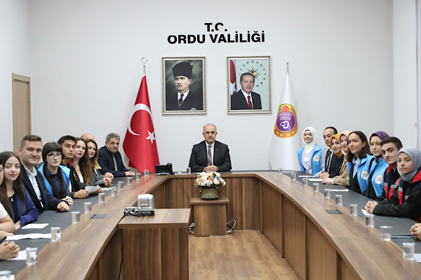 Çocuk Hakları kapsamında COP31 Karadeniz İklim Zirvesi heyeti Ordu’da Çocuk Hakları kapsamında COP31 Karadeniz İklim Zirvesi heyeti Ordu’da
