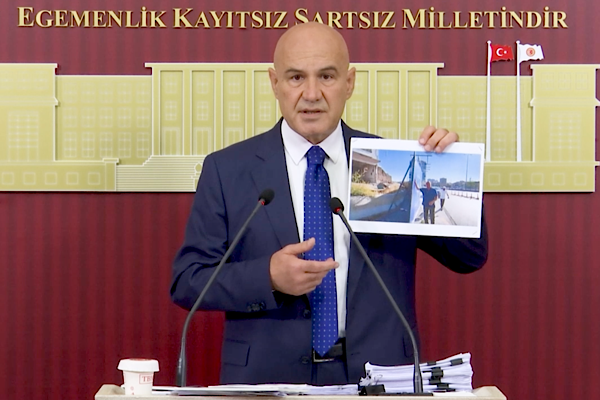 Çömez: Şimdi oturdunuz, teröristlerle pazarlık yapıyorsunuz Çömez: Şimdi oturdunuz, teröristlerle pazarlık yapıyorsunuz