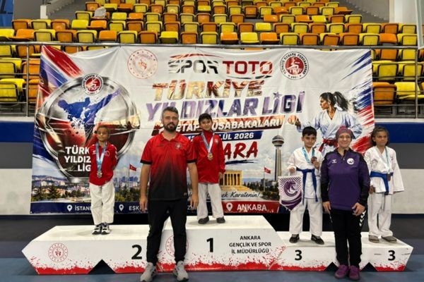 Çorum Belediyesi Spor Kulübü karate takımından 32 madalya Çorum Belediyesi Spor Kulübü karate takımından 32 madalya