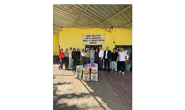 Crystal Otel Grubu'ndan Kemer'deki can dostlarına mama desteği Crystal Otel Grubu'ndan Kemer'deki can dostlarına mama desteği