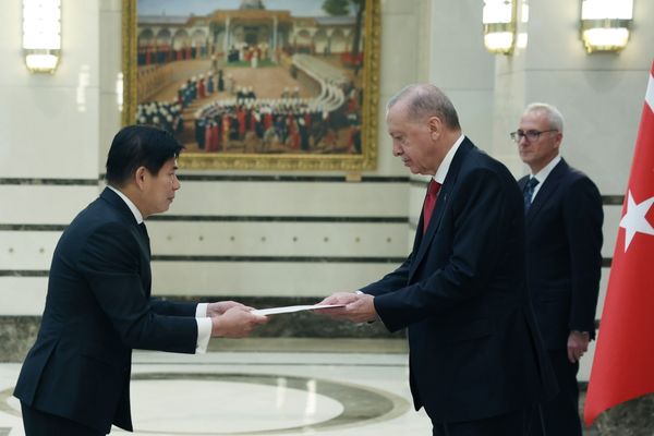 Cumhurbaşkanı Erdoğan, Tayland Büyükelçisi Chaiyakam’ı kabul etti Cumhurbaşkanı Erdoğan, Tayland Büyükelçisi Chaiyakam’ı kabul etti
