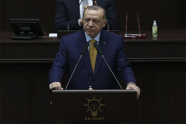 Cumhurbaşkanı Erdoğan ve Macron, Türkiye-Fransa ilişkilerini görüştü Cumhurbaşkanı Erdoğan ve Macron, Türkiye-Fransa ilişkilerini görüştü
